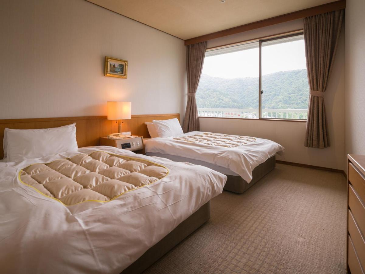 Iwakuni Kokusai Kanko Hotel Zewnętrze zdjęcie